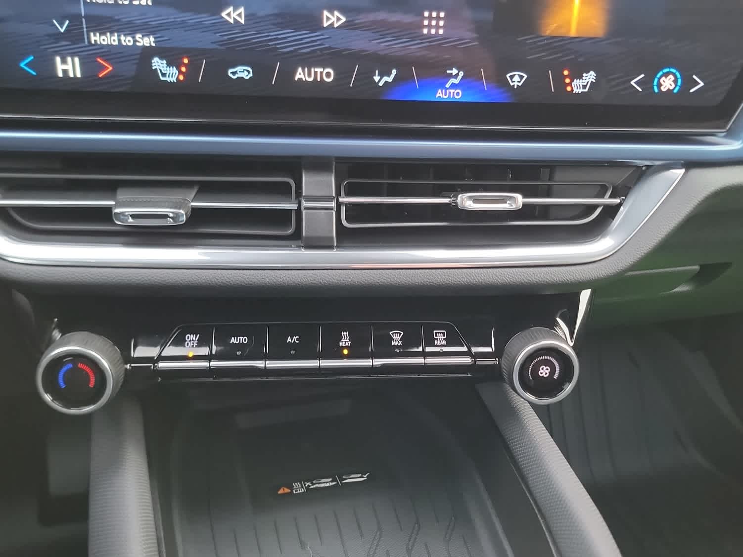 Thumbnail: 2025 Chevrolet Equinox - 17