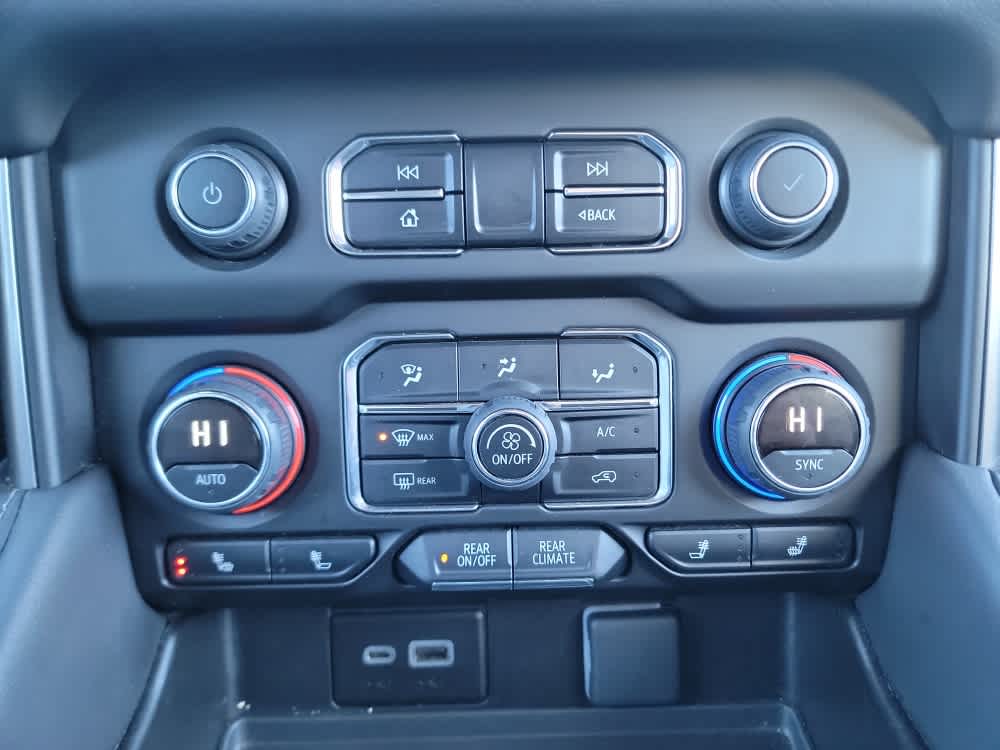 Thumbnail: 2024 Chevrolet Tahoe - 16