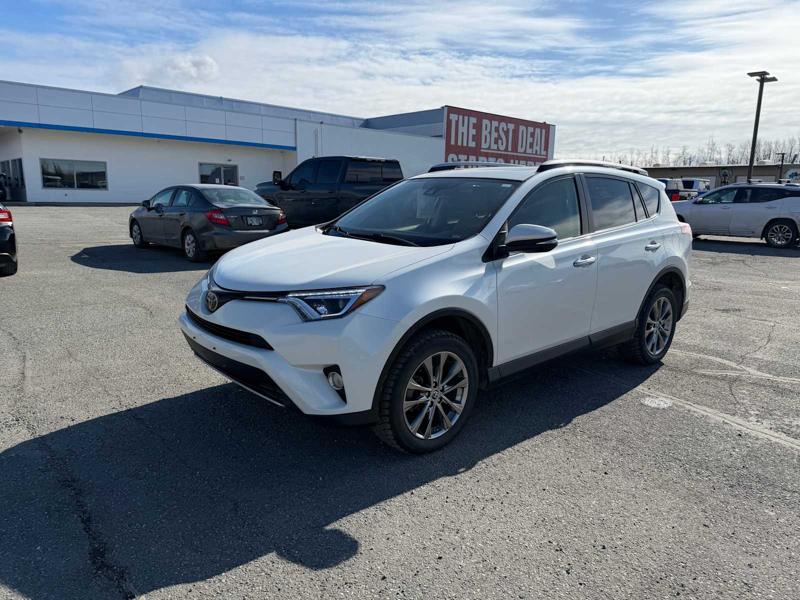 Thumbnail: 2018 Toyota RAV4 - 2