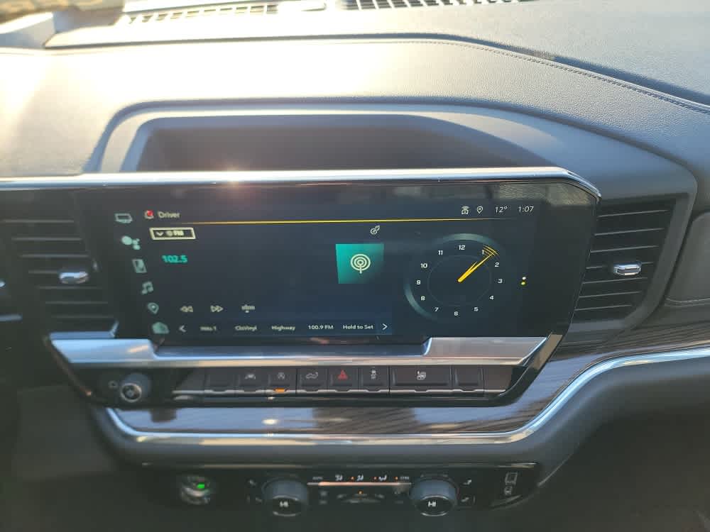 Thumbnail: 2023 Chevrolet Silverado 1500 - 16