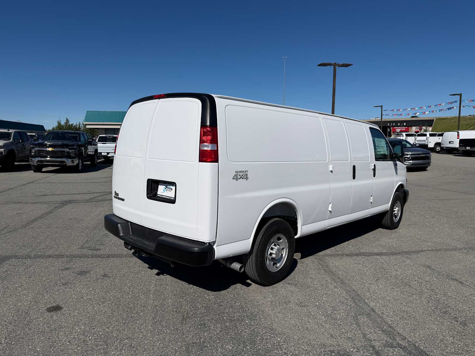 2025 Chevrolet Express Cargo Work Van - Photo 13