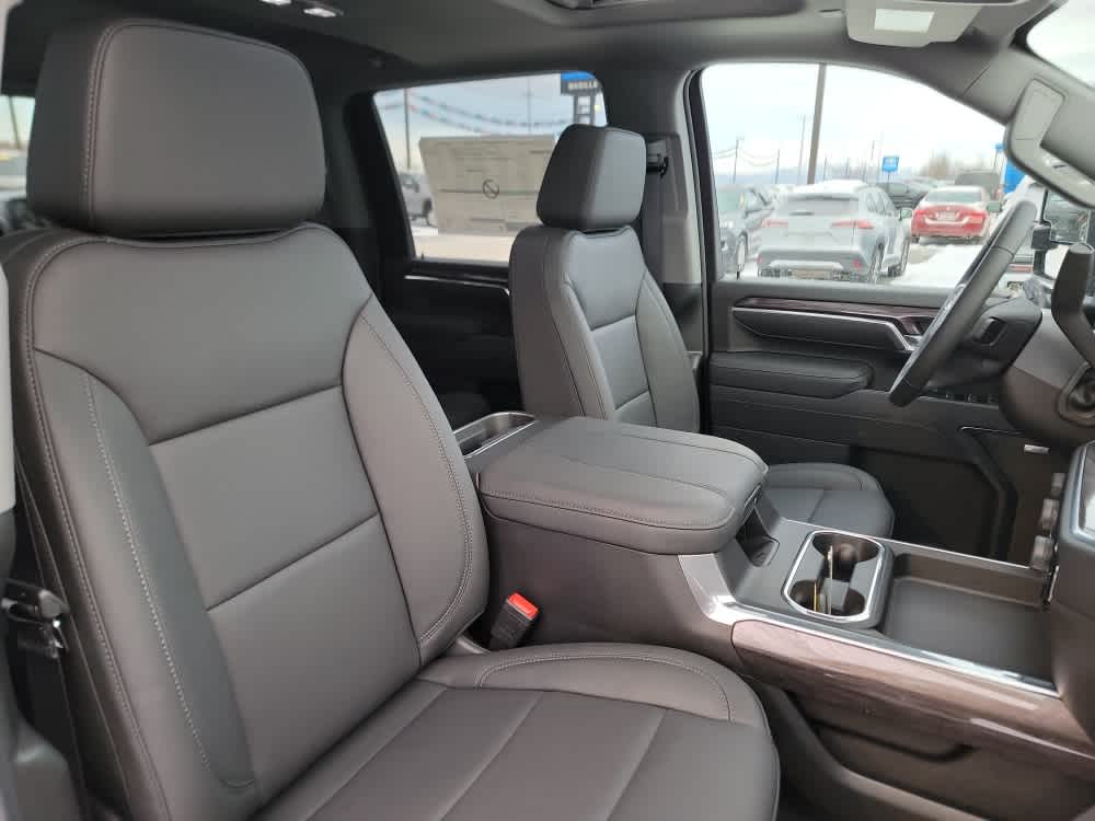 Thumbnail: 2026 Chevrolet Silverado 2500 - 18