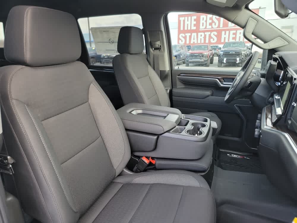 Thumbnail: 2026 Chevrolet Silverado 2500 - 18