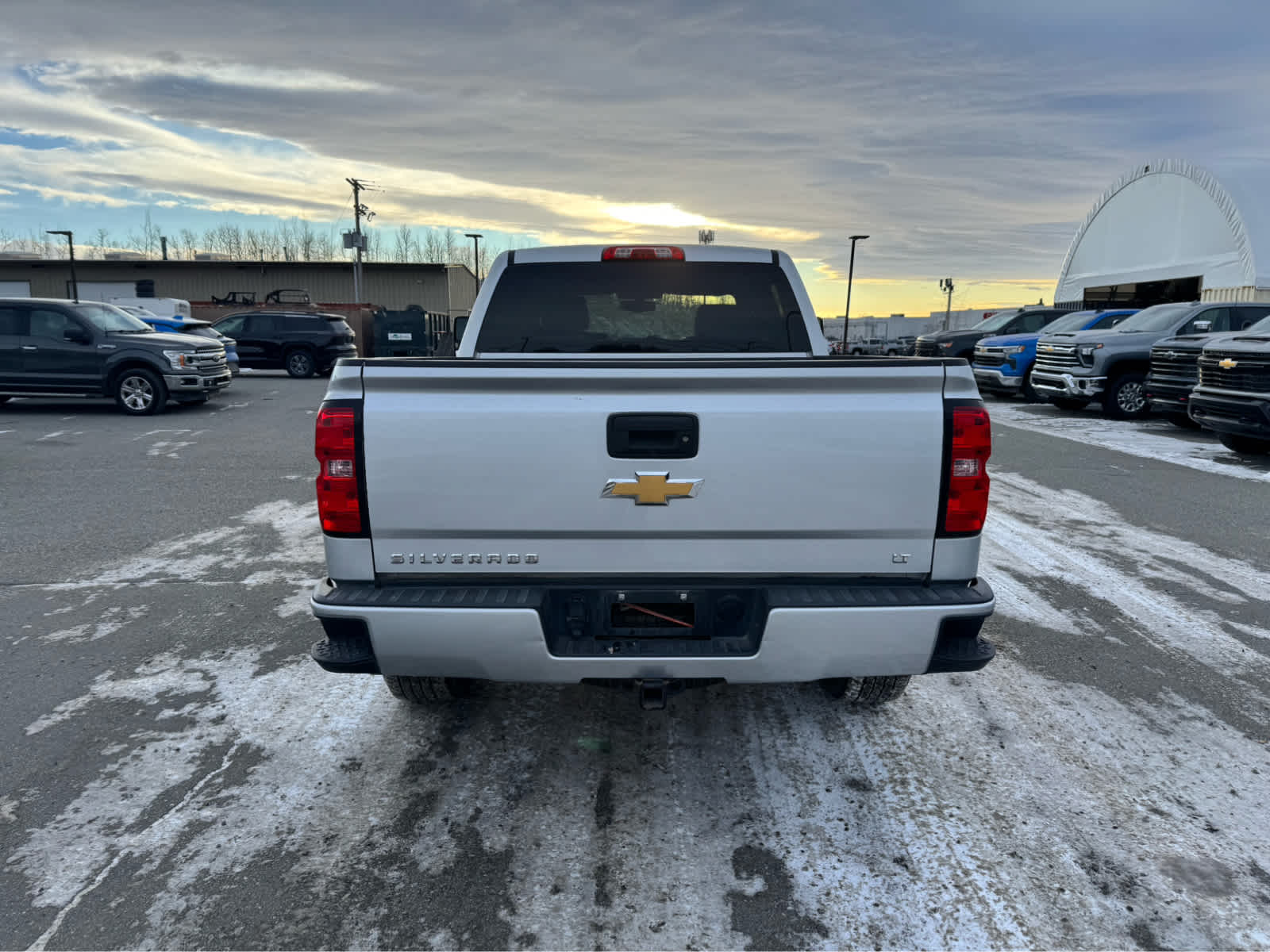 2018 Chevrolet Silverado LT photo 3