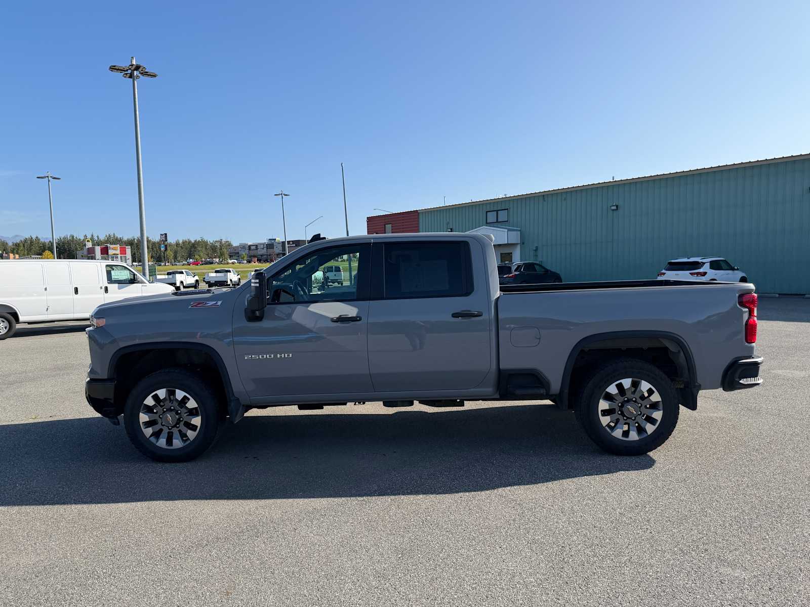 2025 Chevrolet Silverado 2500HD Custom - Photo 8