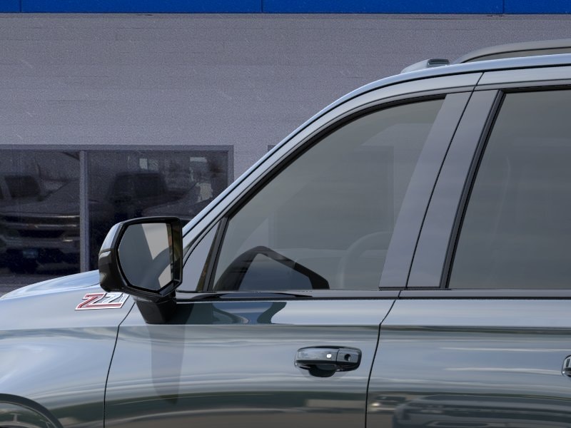 Thumbnail: 2026 Chevrolet Suburban - 12