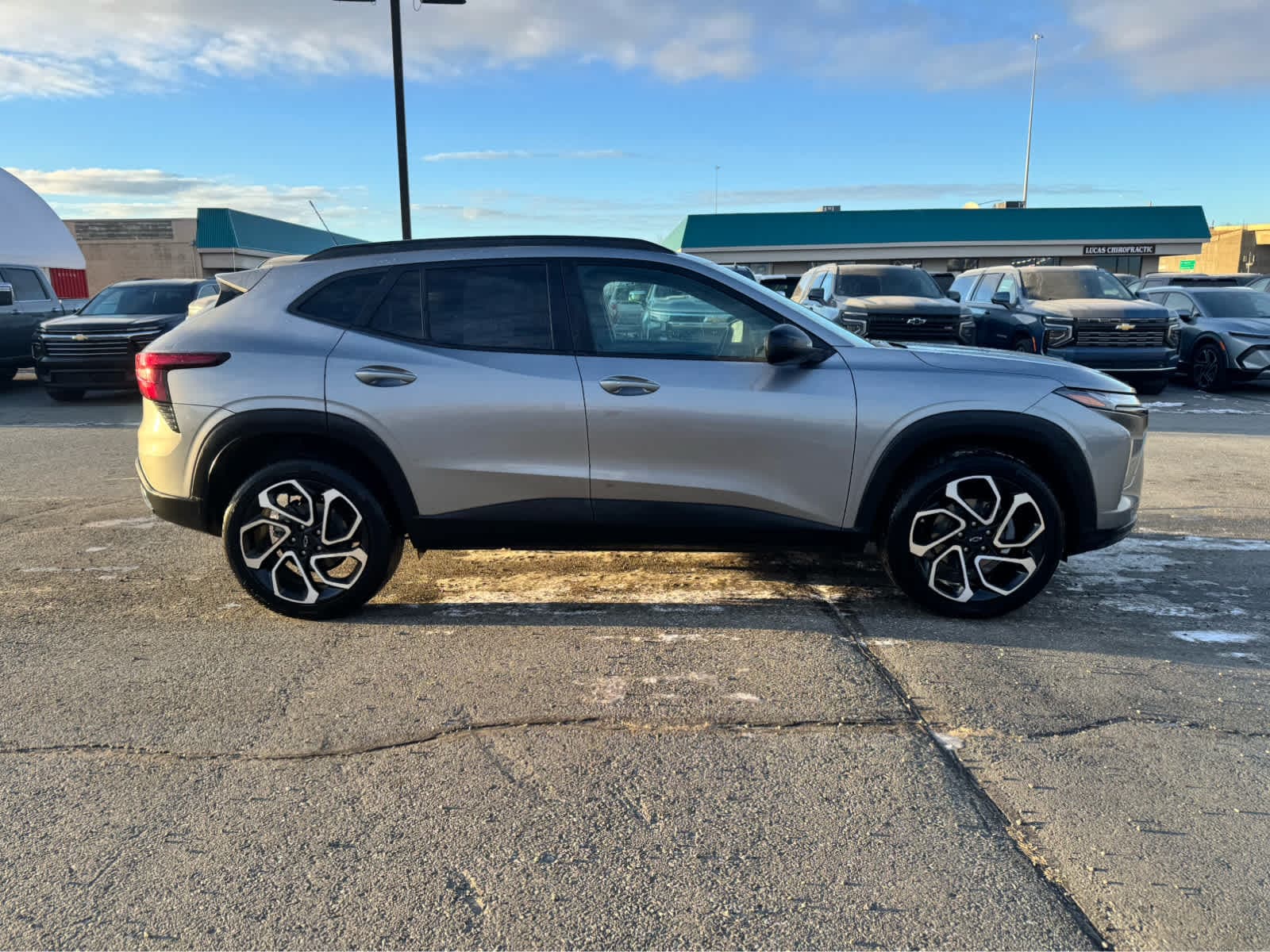 Thumbnail: 2025 Chevrolet Trax - 6