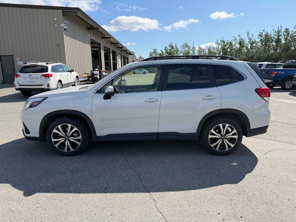 Used 2024 Subaru Forester Limited SUV