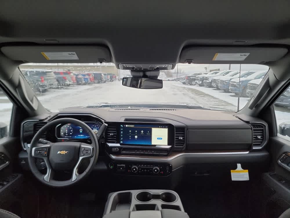 Thumbnail: 2026 Chevrolet Silverado 3500 - 24