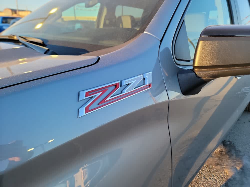 Thumbnail: 2026 Chevrolet Silverado 1500 - 23