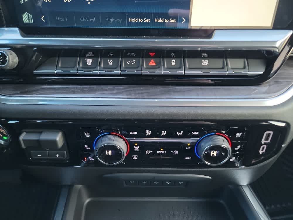 Thumbnail: 2026 Chevrolet Silverado 2500 - 17