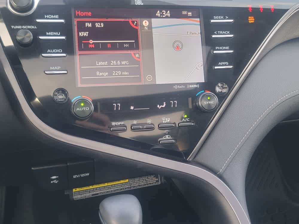 Thumbnail: 2019 Toyota Camry - 16