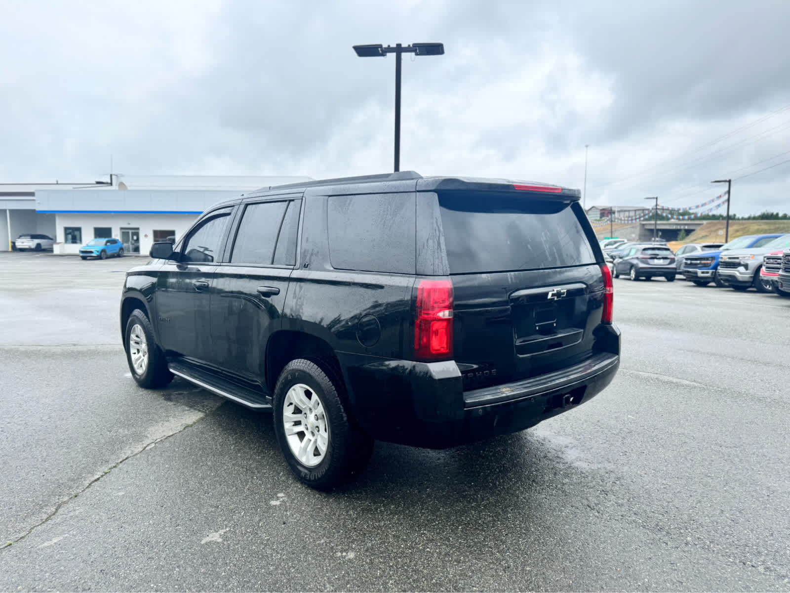 Thumbnail: 2020 Chevrolet Tahoe - 3