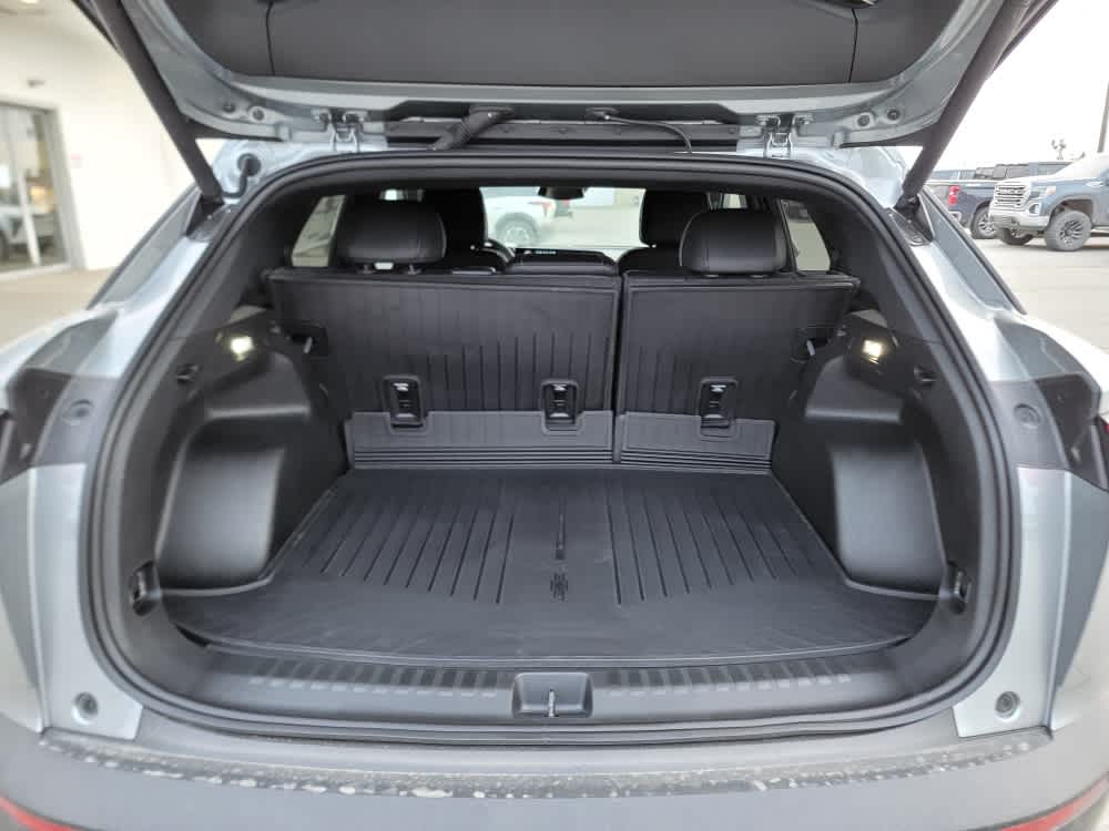 Thumbnail: 2025 Chevrolet Blazer EV - 19