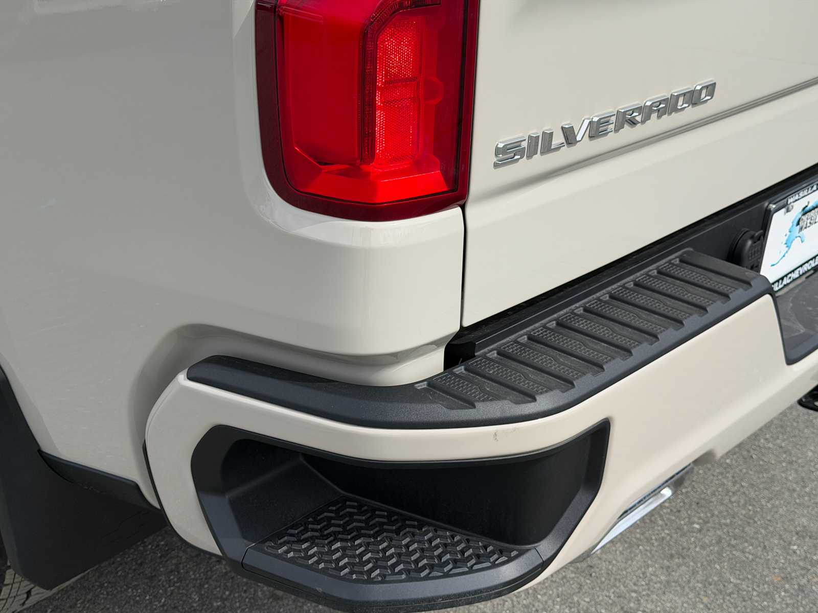 Thumbnail: 2026 Chevrolet Silverado 1500 - 21