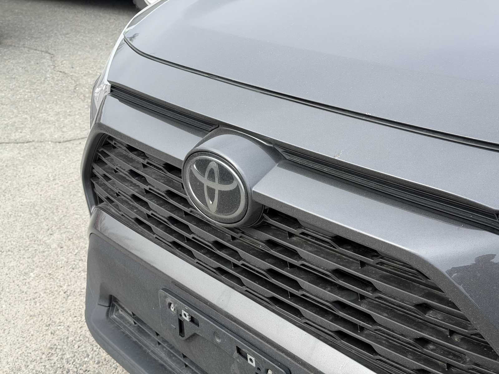 Thumbnail: 2021 Toyota RAV4 - 13