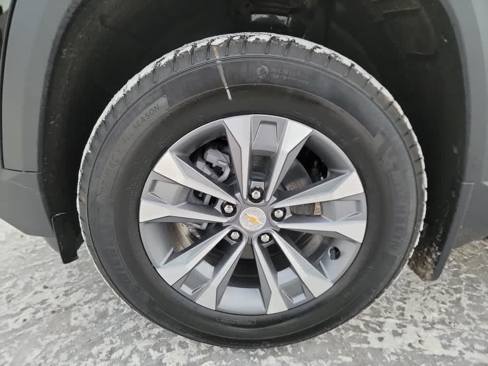 Thumbnail: 2026 Chevrolet Equinox - 9