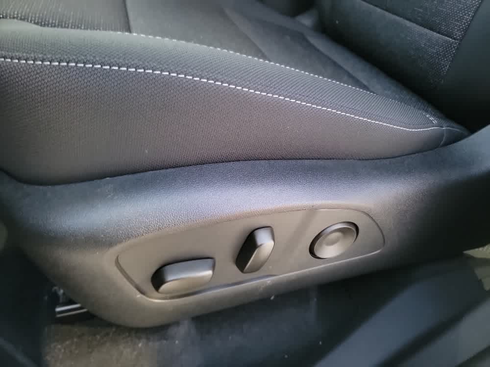 Thumbnail: 2026 Chevrolet Traverse - 12