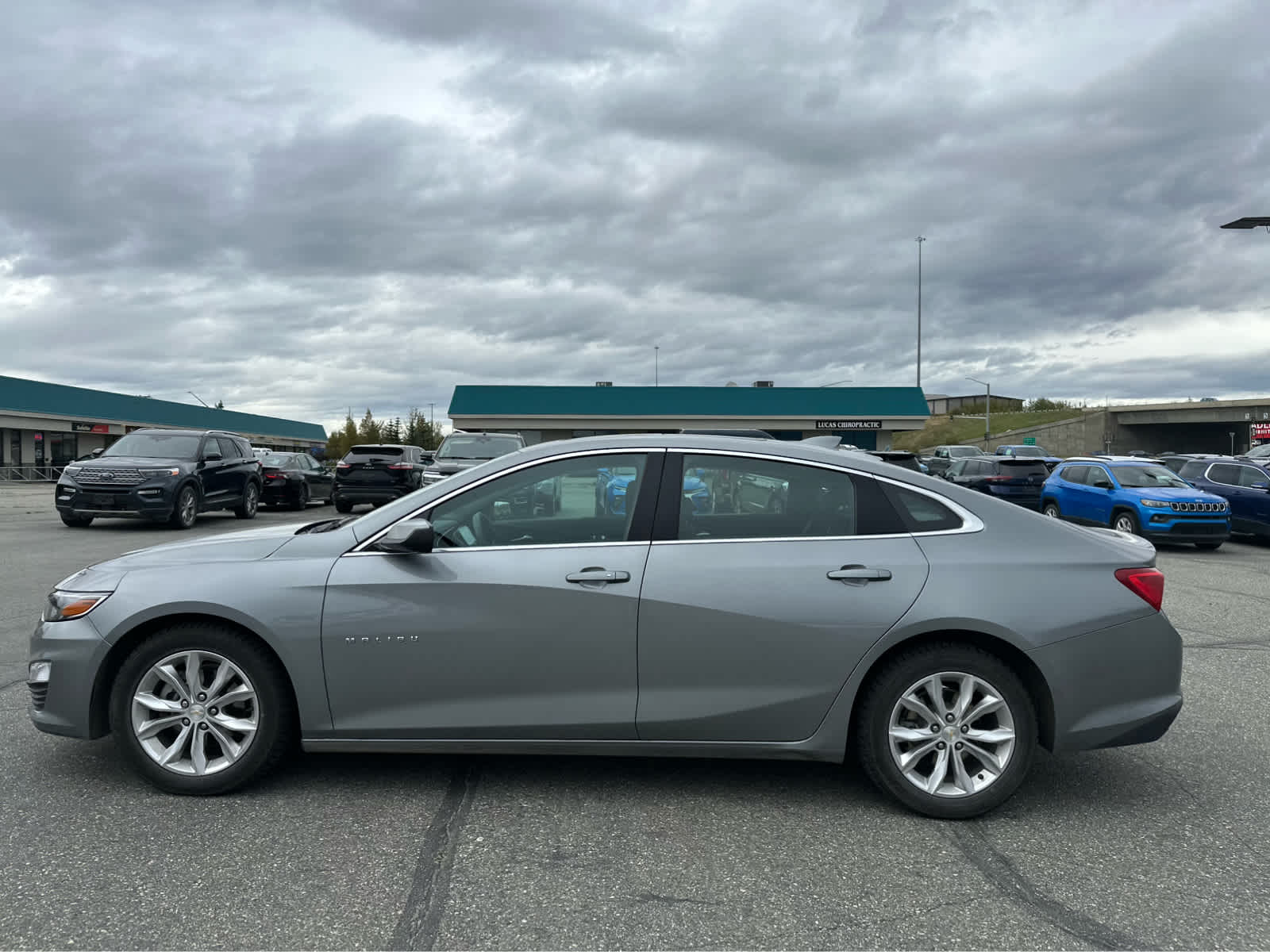 Thumbnail: 2023 Chevrolet Malibu - 4