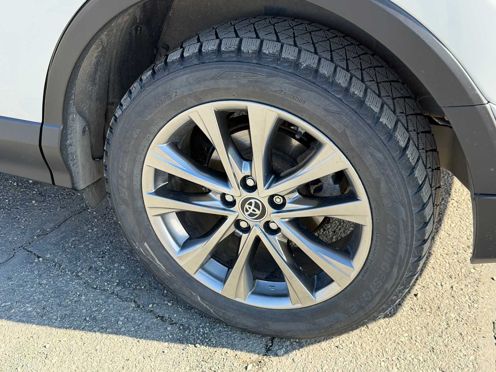 Thumbnail: 2018 Toyota RAV4 - 20