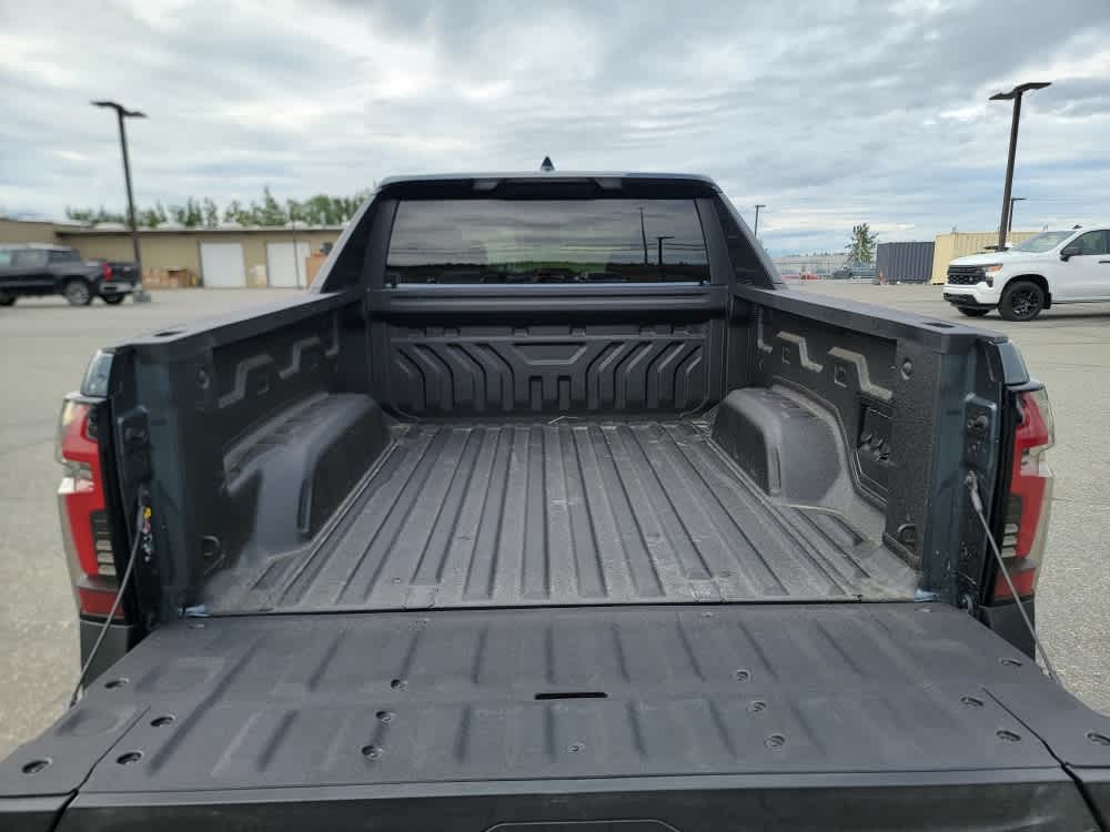Thumbnail: 2025 Chevrolet Silverado EV - 20