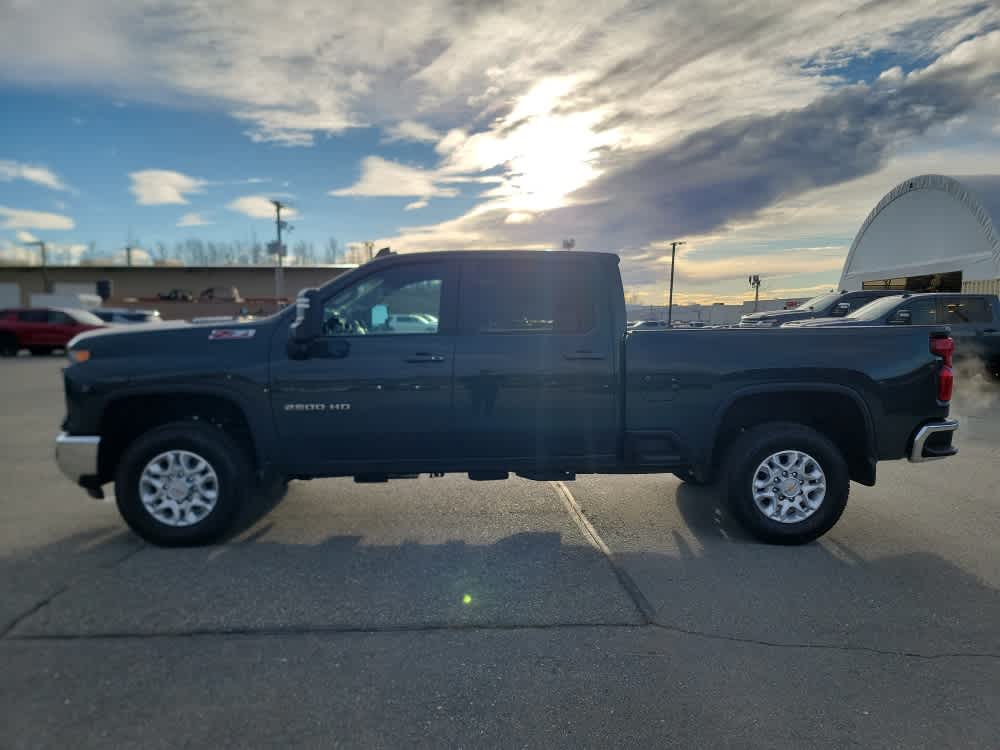 Thumbnail: 2026 Chevrolet Silverado 2500 - 2