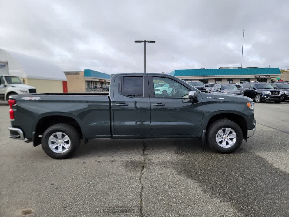 Thumbnail: 2026 Chevrolet Silverado 1500 - 6