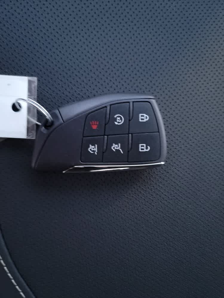 Thumbnail: 2026 Chevrolet Suburban - 23