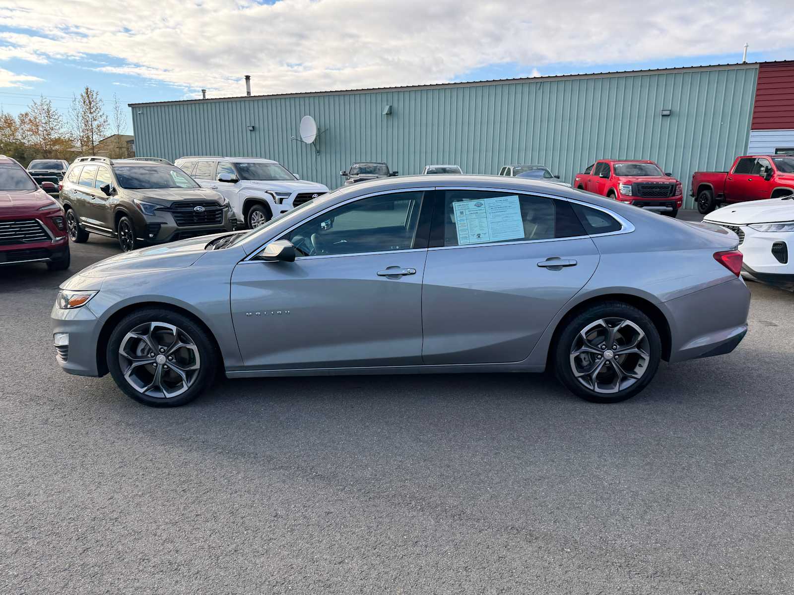 2023 Chevrolet Malibu LT - Image 7