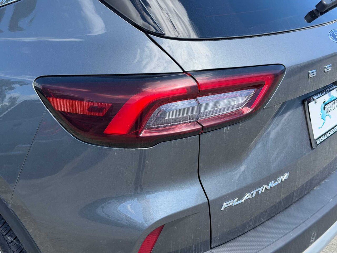 2025 Ford Escape Platinum - Image 10