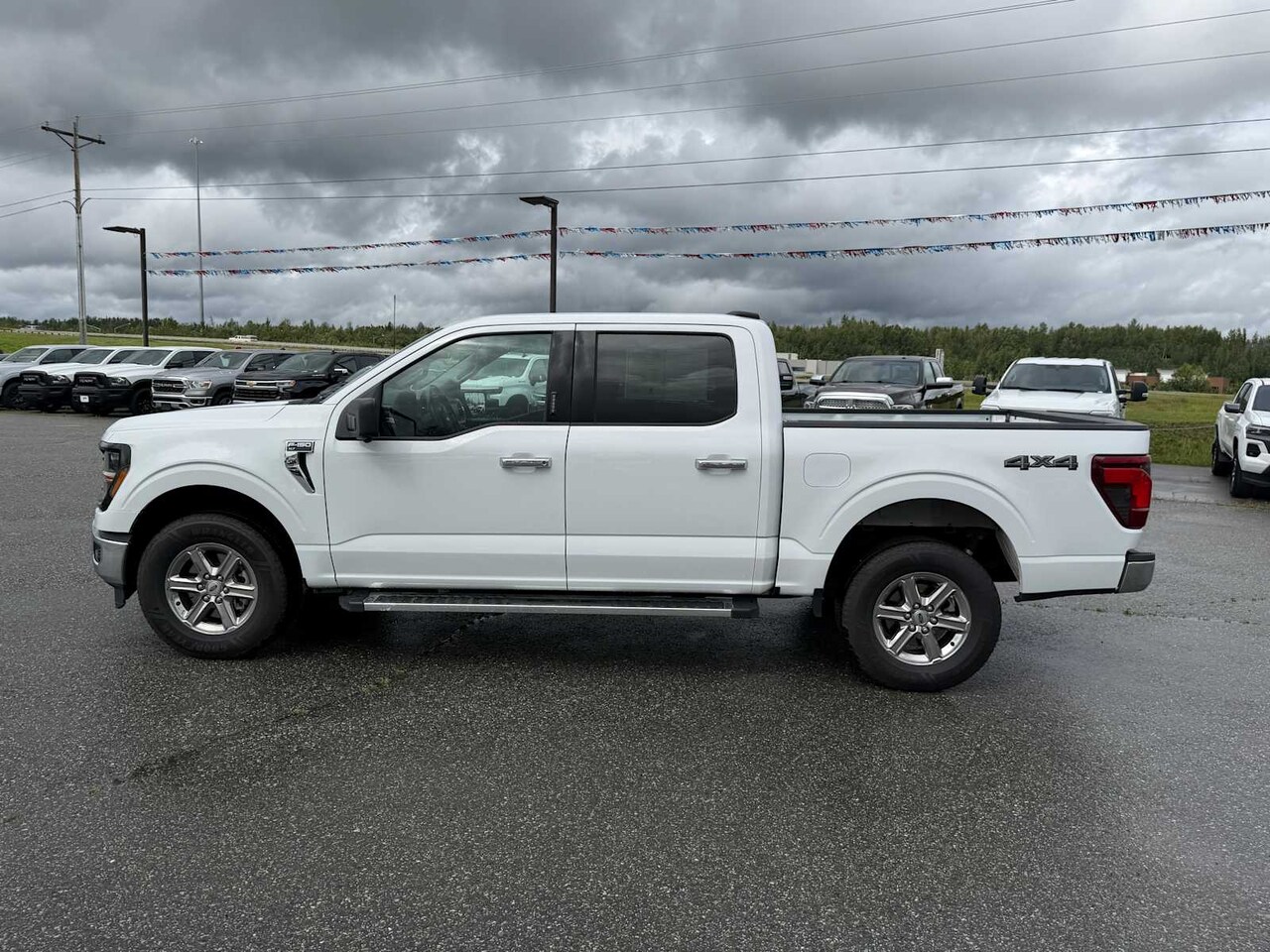 2024 Ford F-150 XLT - Image 3