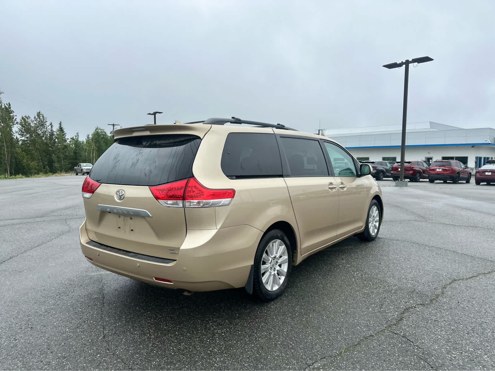 Thumbnail: 2012 Toyota Sienna - 7