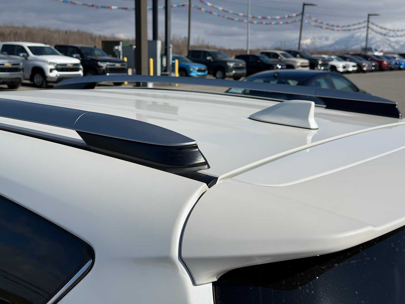 Thumbnail: 2018 Toyota RAV4 - 21