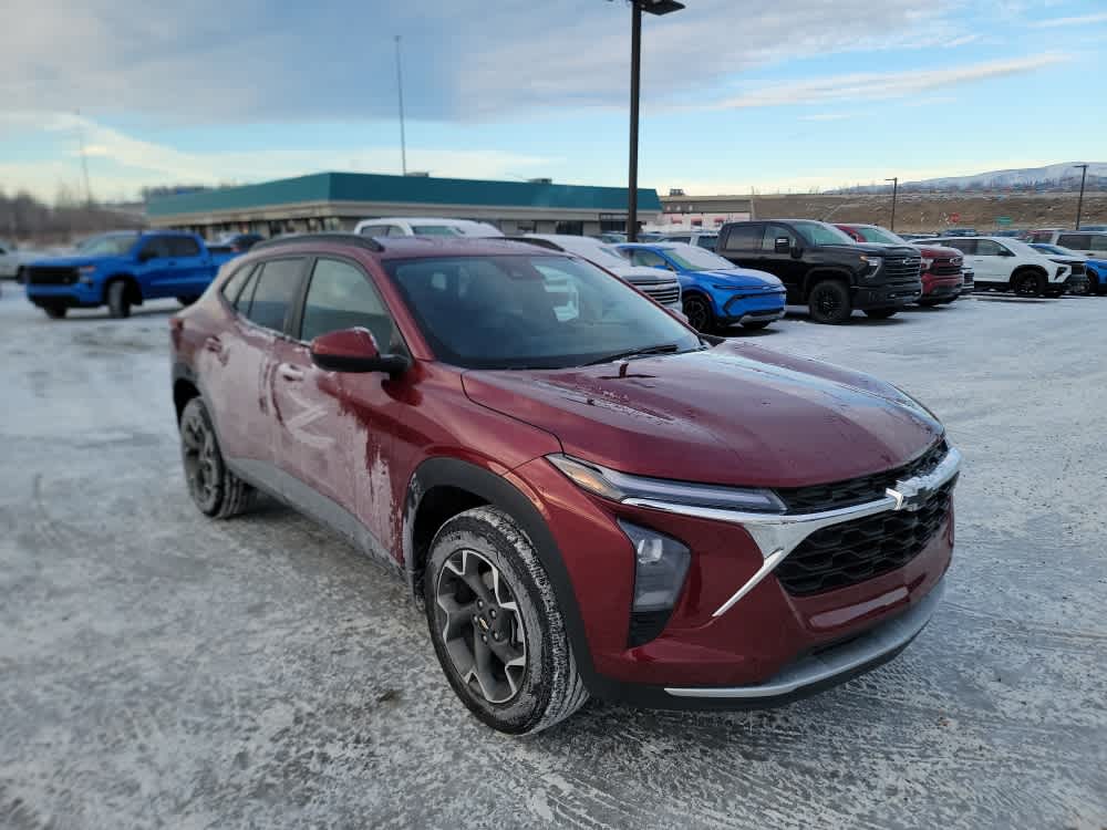 Thumbnail: 2025 Chevrolet Trax - 7