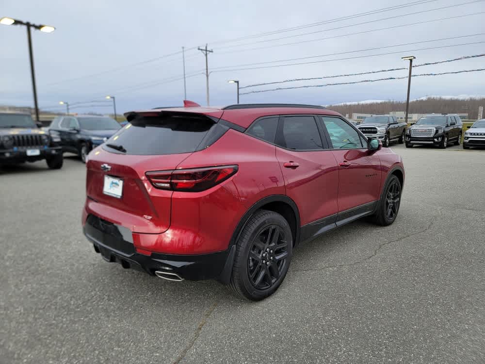 Thumbnail: 2025 Chevrolet Blazer - 5