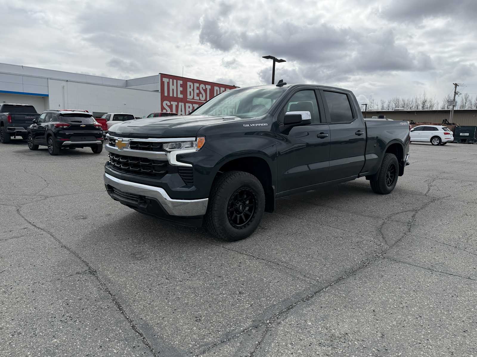 Thumbnail: 2026 Chevrolet Silverado 1500 - 17
