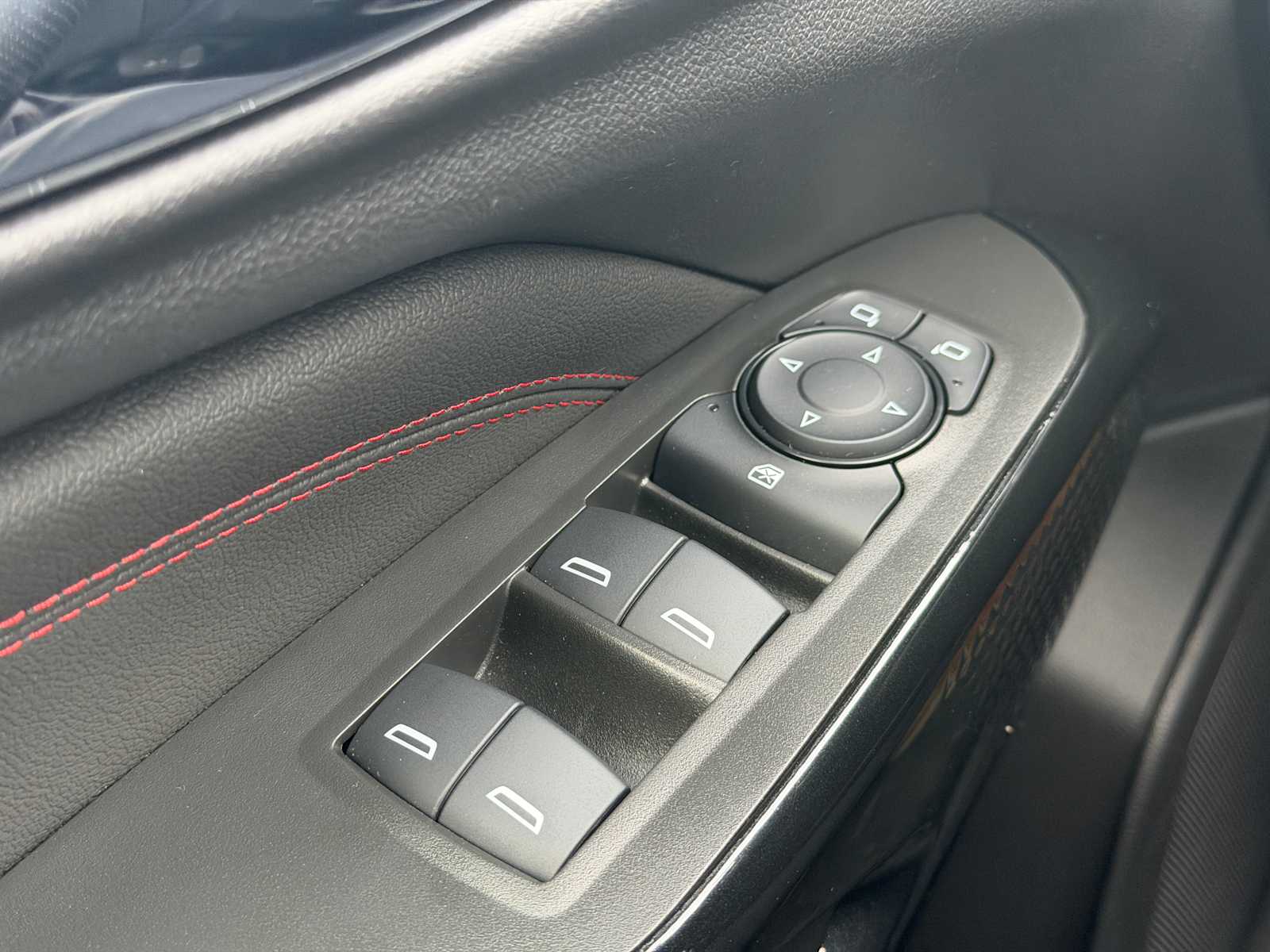 Thumbnail: 2026 Chevrolet Trax - 4