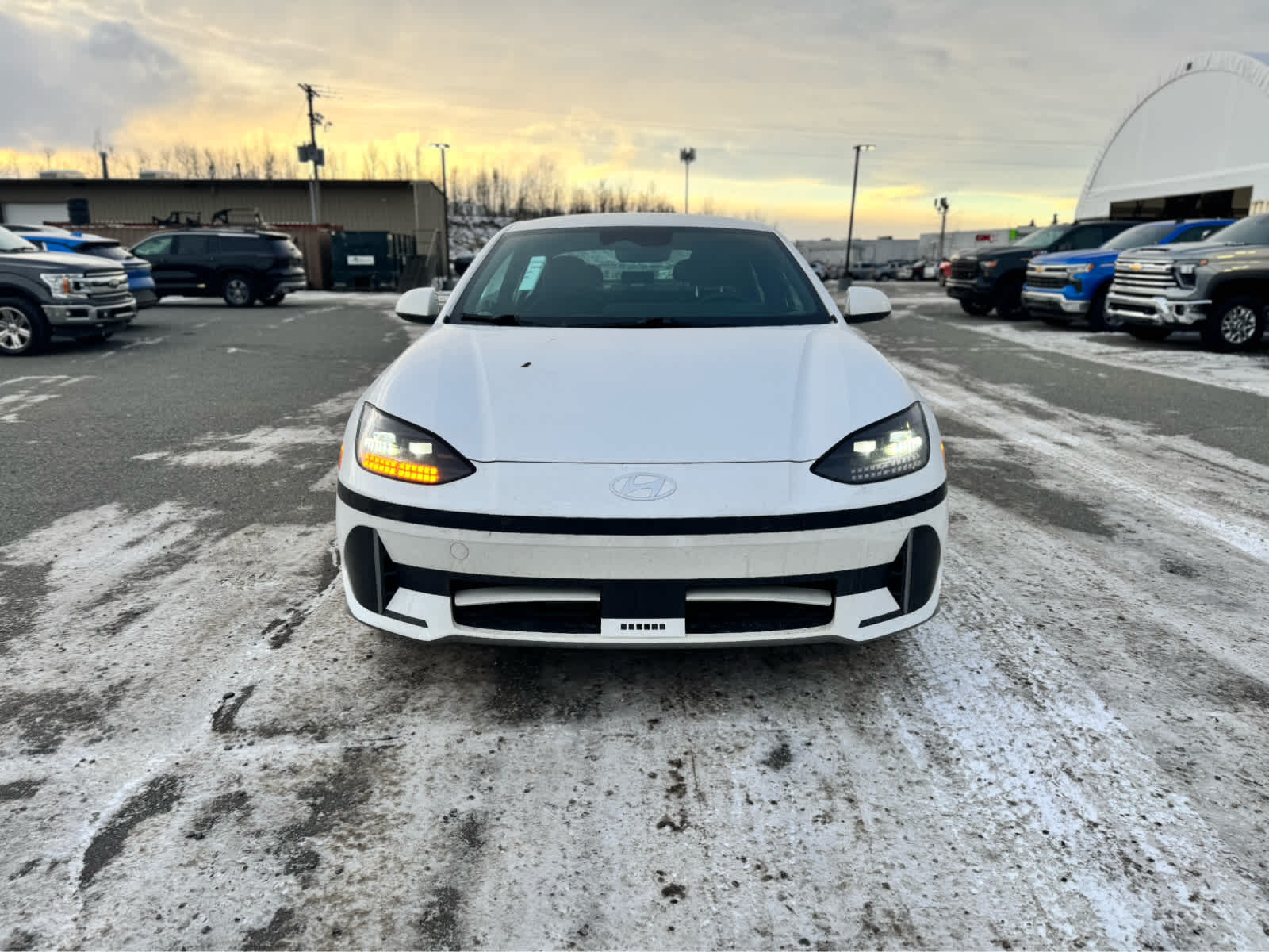 Thumbnail: 2023 Hyundai Ioniq 6 - 8