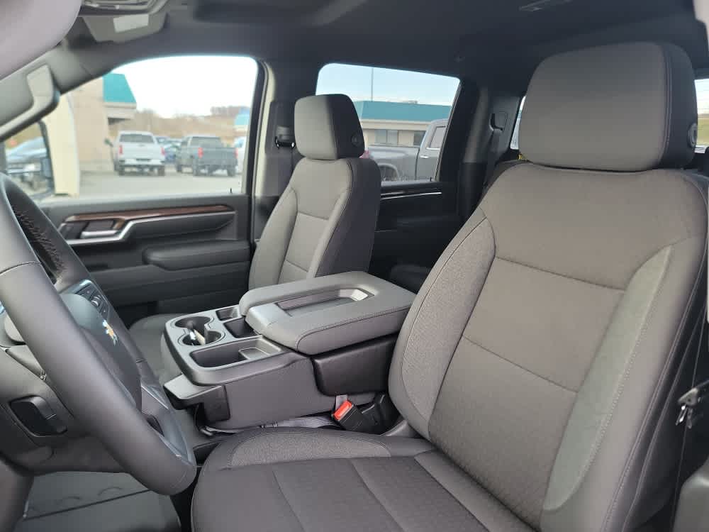 Thumbnail: 2026 Chevrolet Silverado 2500 - 12