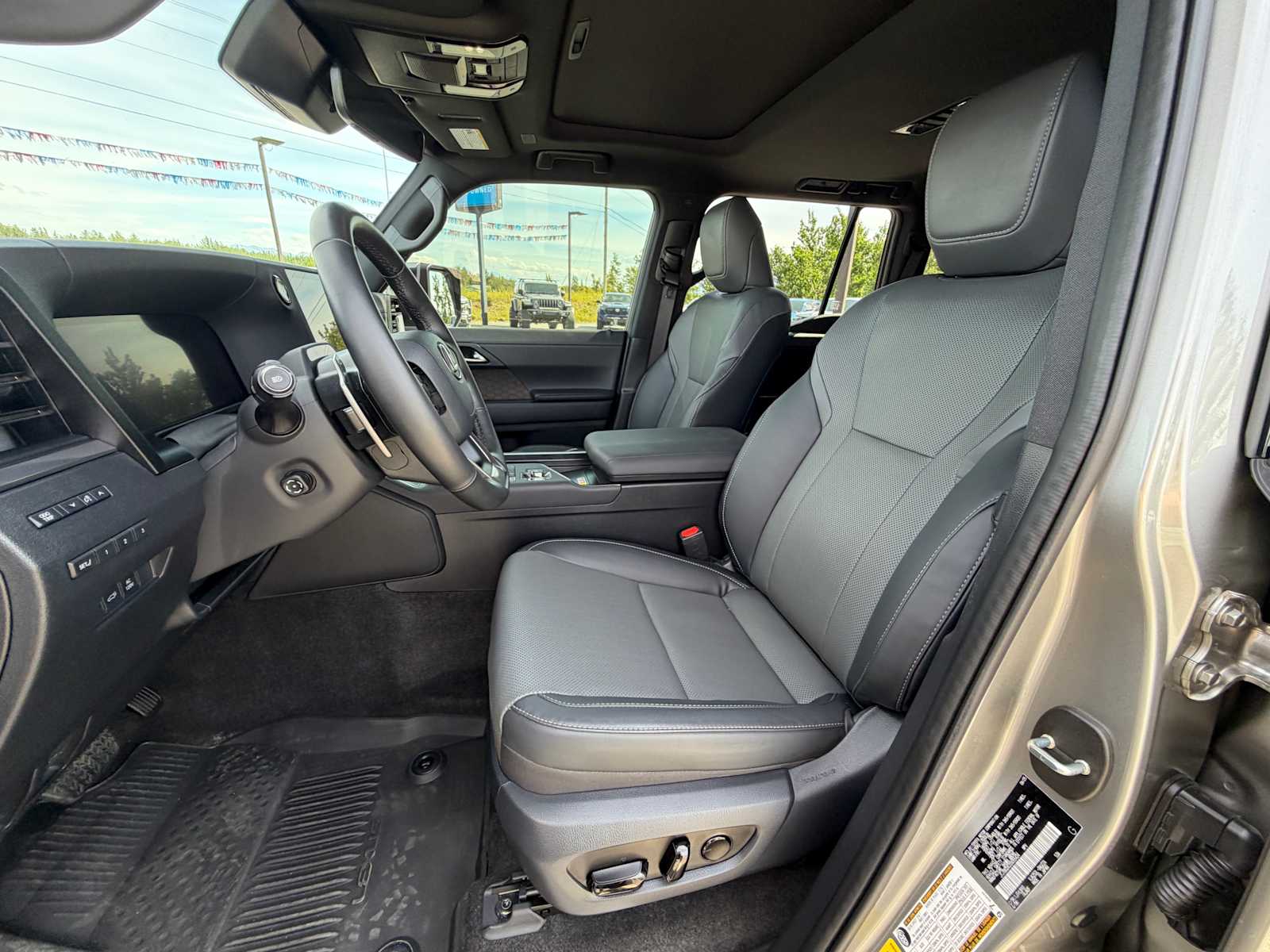 Thumbnail: 2025 Lexus GX - 6