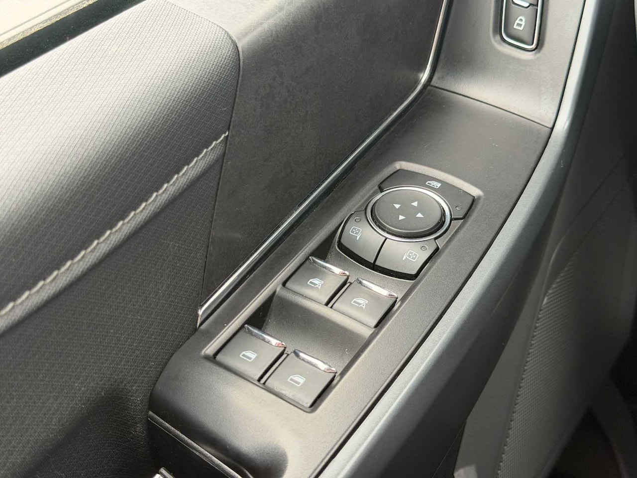2024 Ford F-150 XLT - Image 6