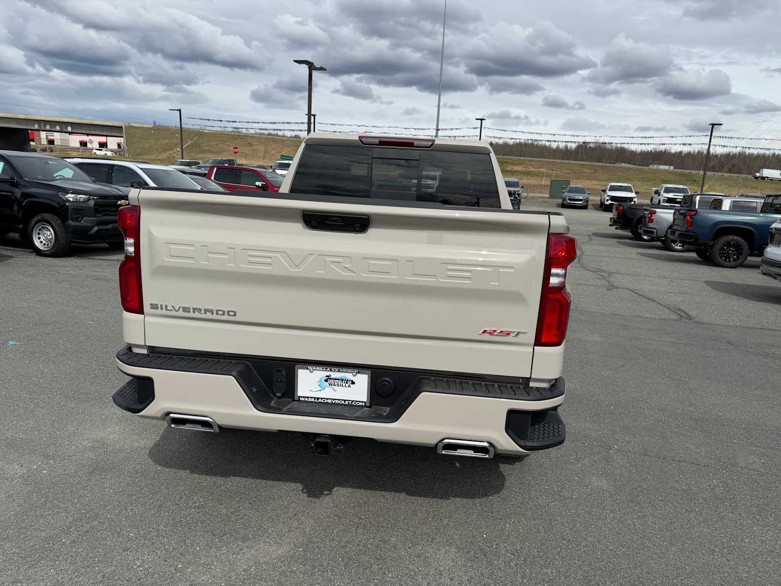 Thumbnail: 2026 Chevrolet Silverado 1500 - 16