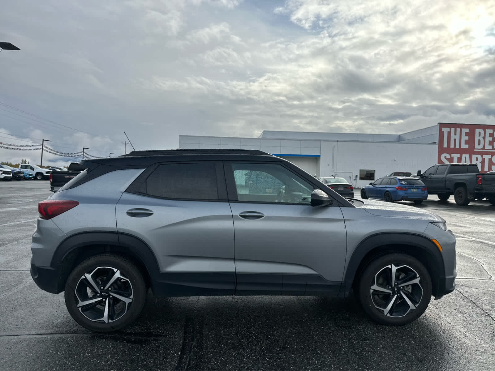 Thumbnail: 2023 Chevrolet TrailBlazer - 8