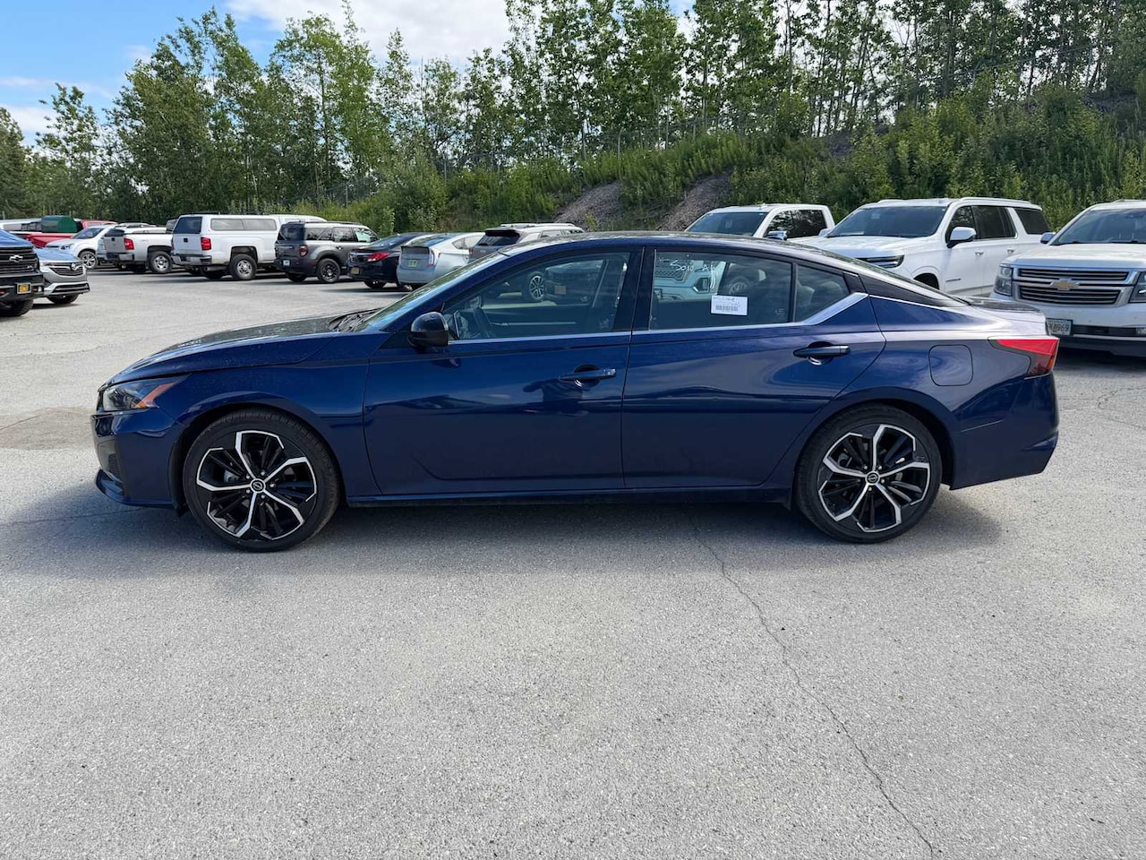 2024 Nissan Altima 2.5 SR - Image 2