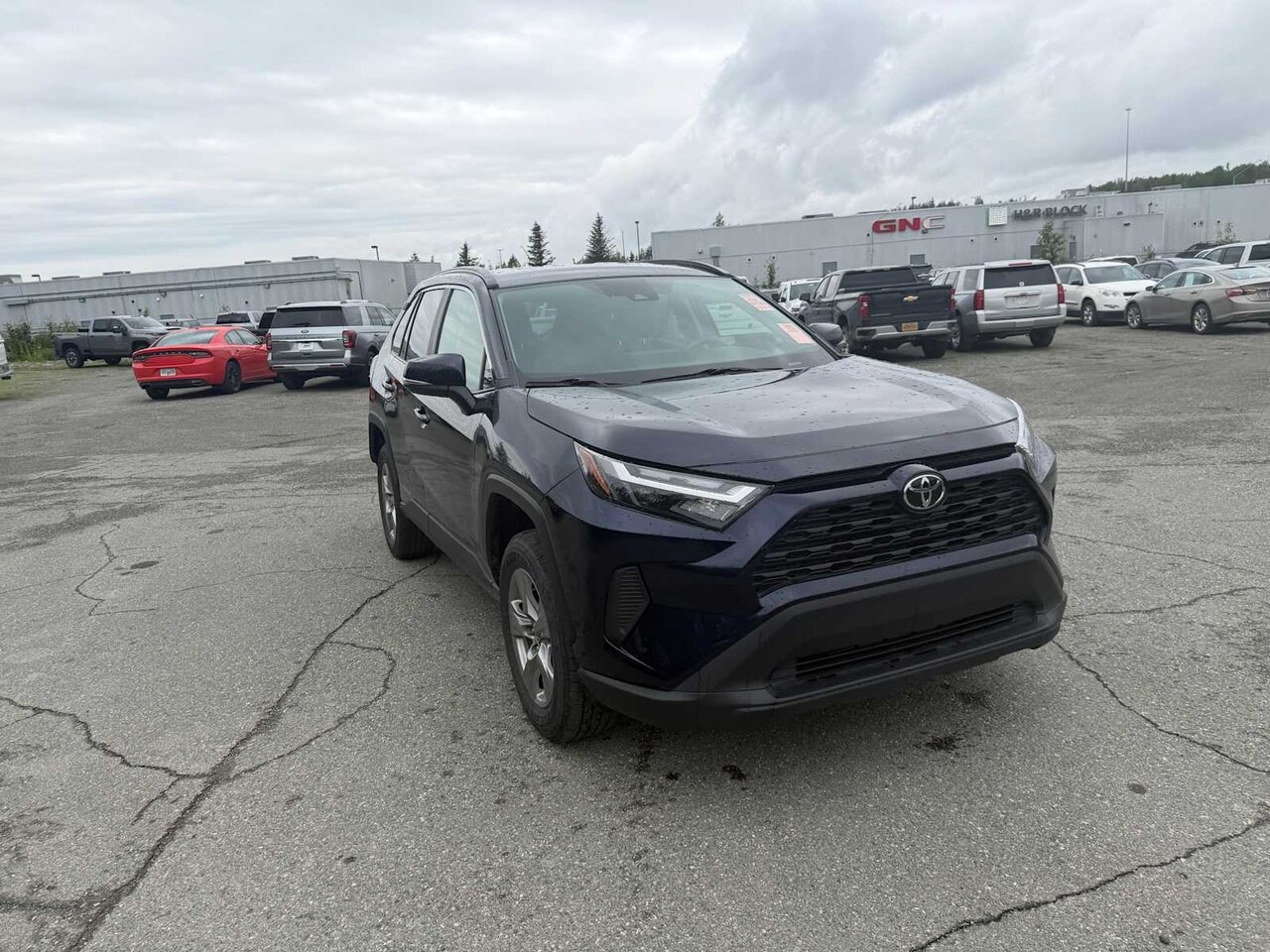 2024 Toyota RAV4 XLE - Image 5