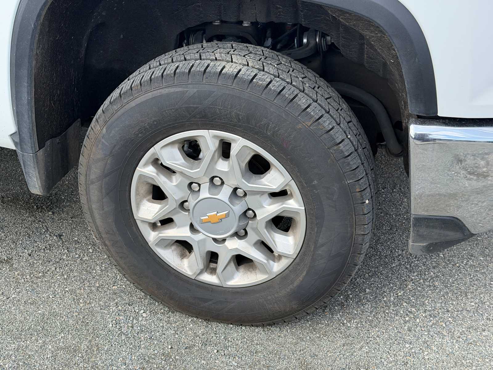 2025 Chevrolet Silverado 3500HD LT - Photo 18
