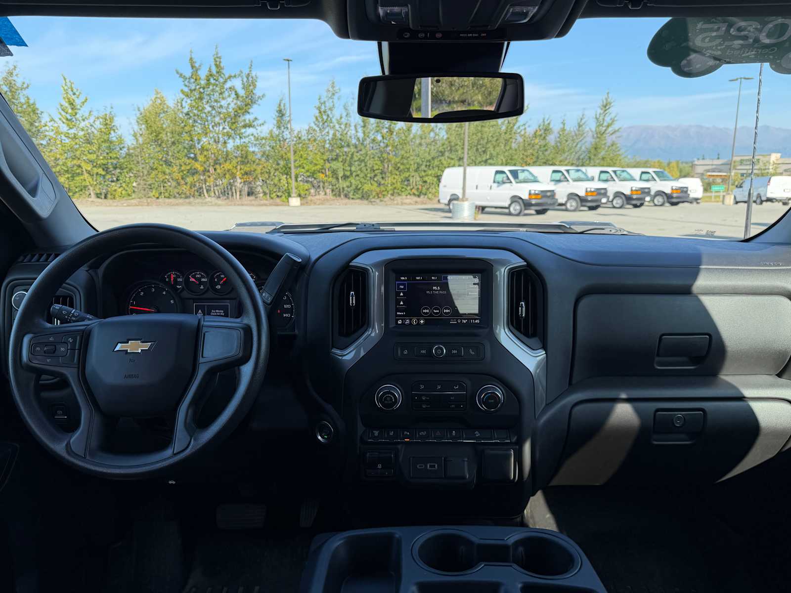 2025 Chevrolet Silverado 2500HD Custom - Photo 21
