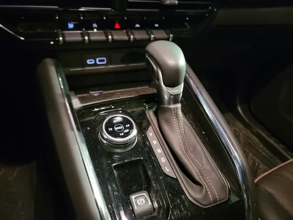 Thumbnail: 2025 GMC Canyon - 17