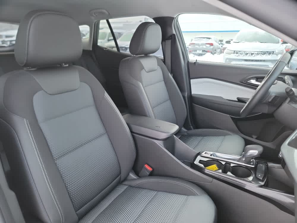 Thumbnail: 2026 Chevrolet Trax - 18