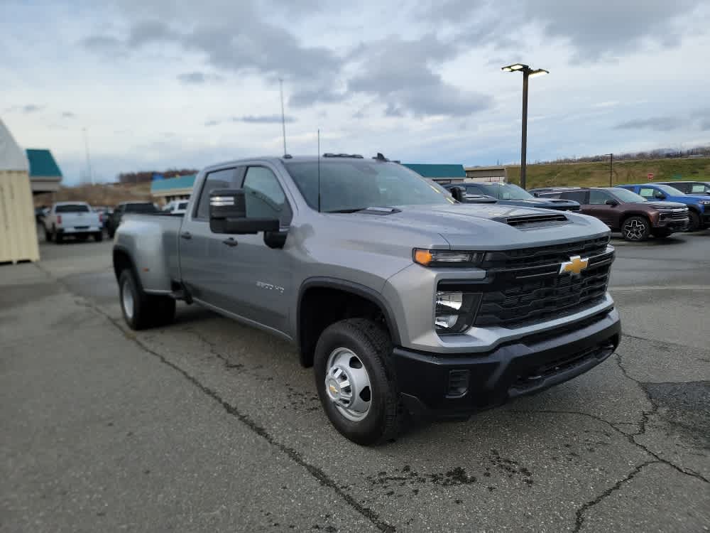 Thumbnail: 2026 Chevrolet Silverado 3500 - 7